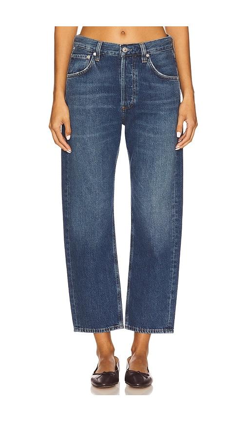 citizens of humanity winslow low rise boyfriend jeans in blue.