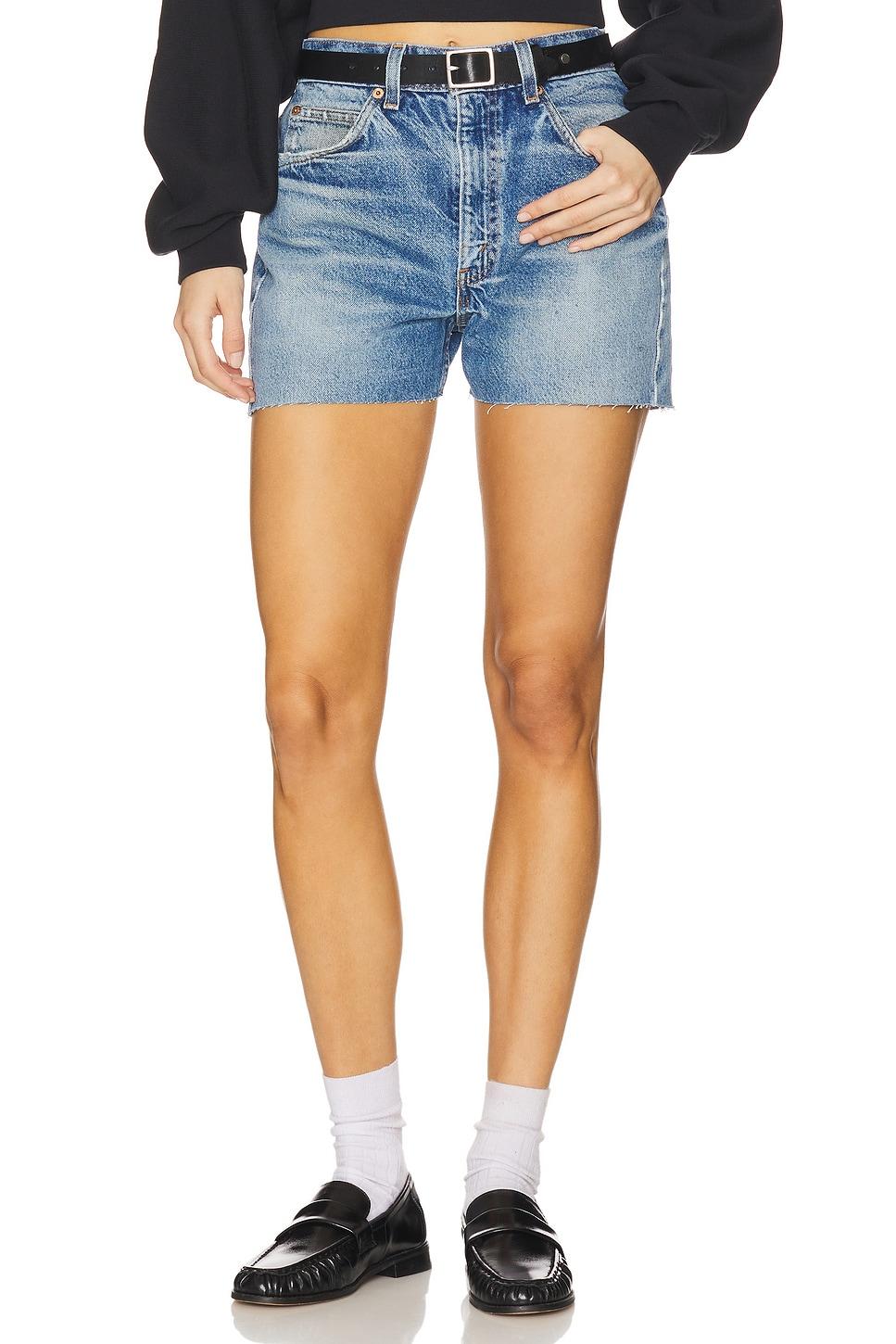 classic relaxed short