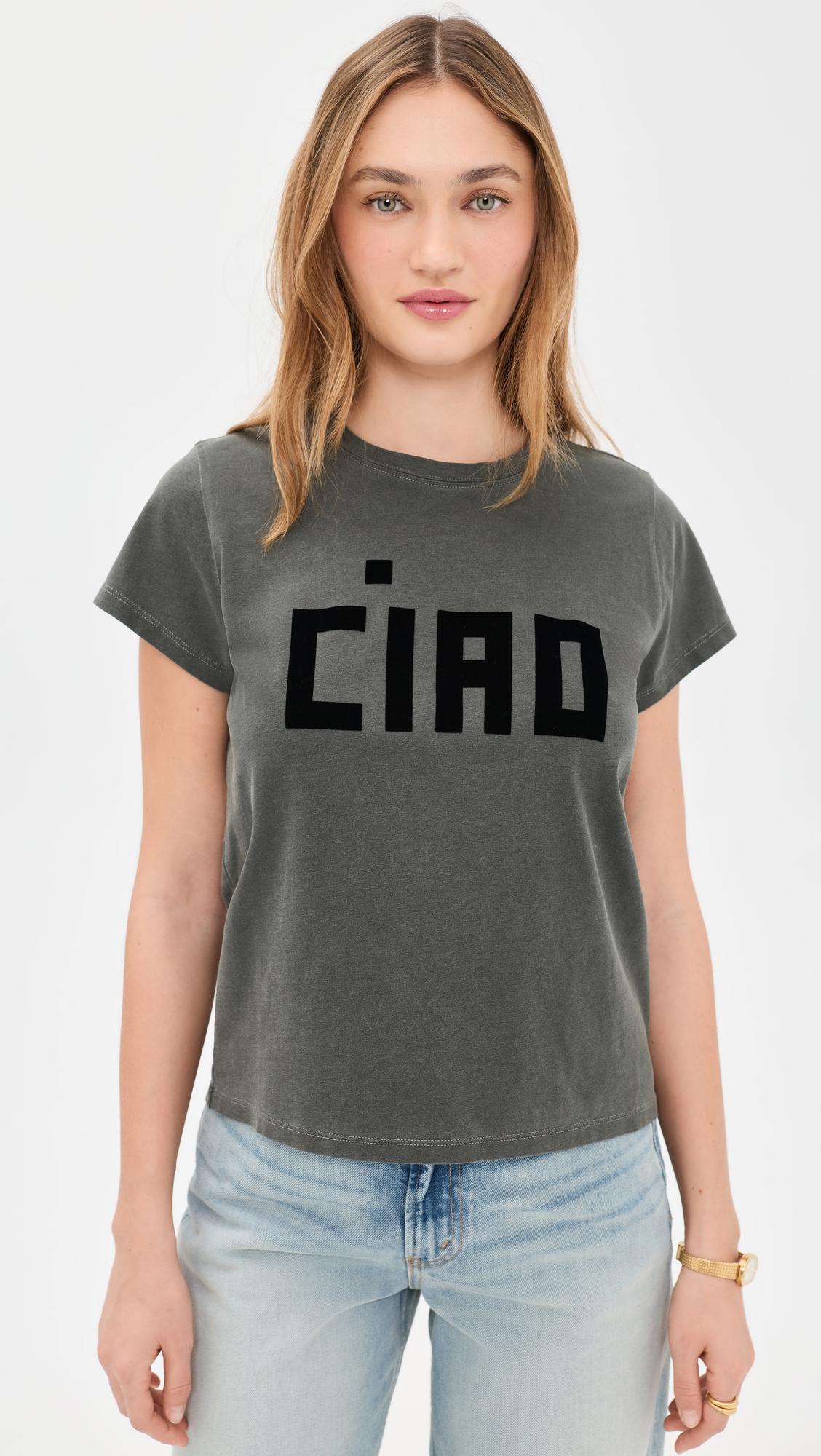 classic tee - flocked block ciao