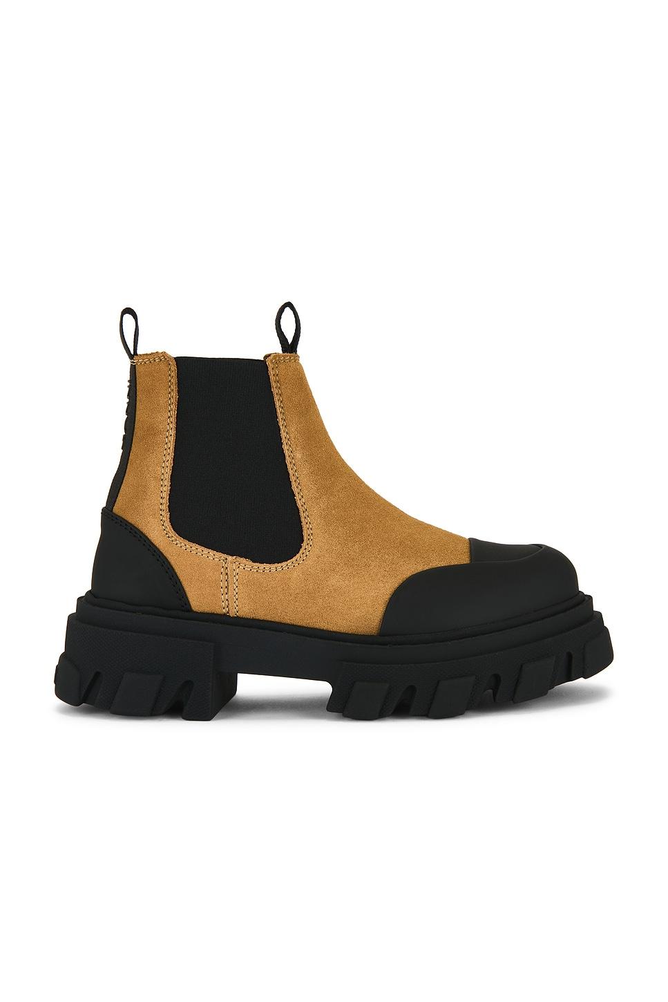 cleated chelsea boot