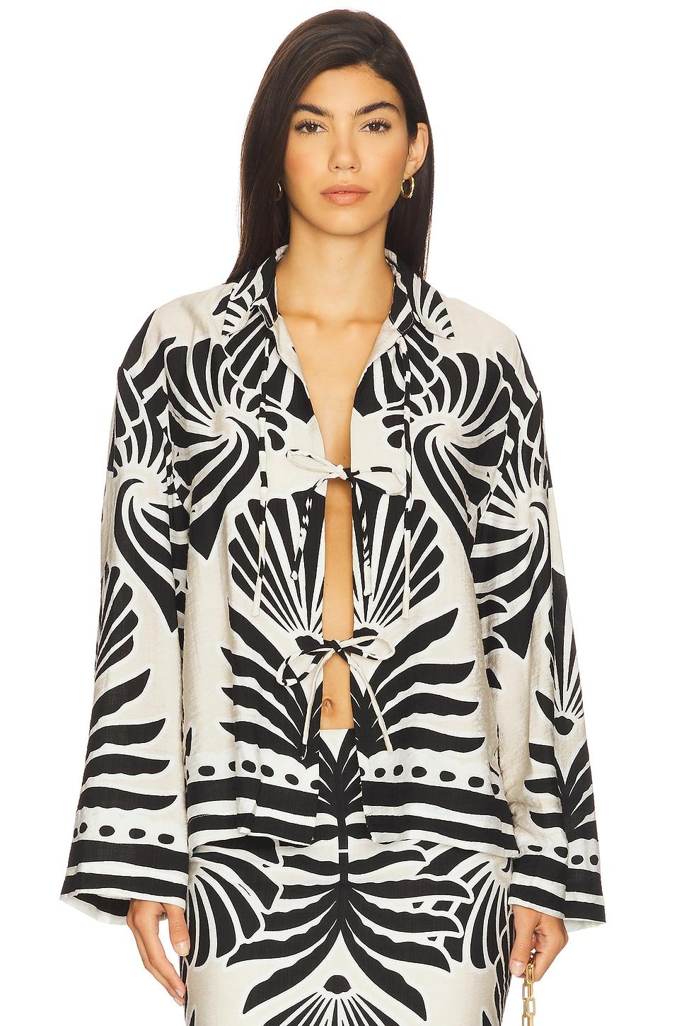 clementine sleeved top