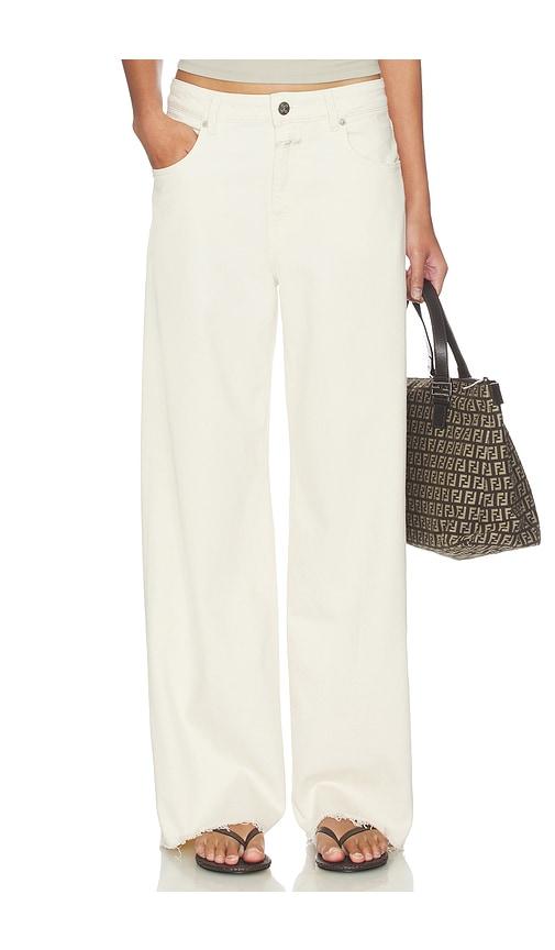 closed jayla jeans in ivory.