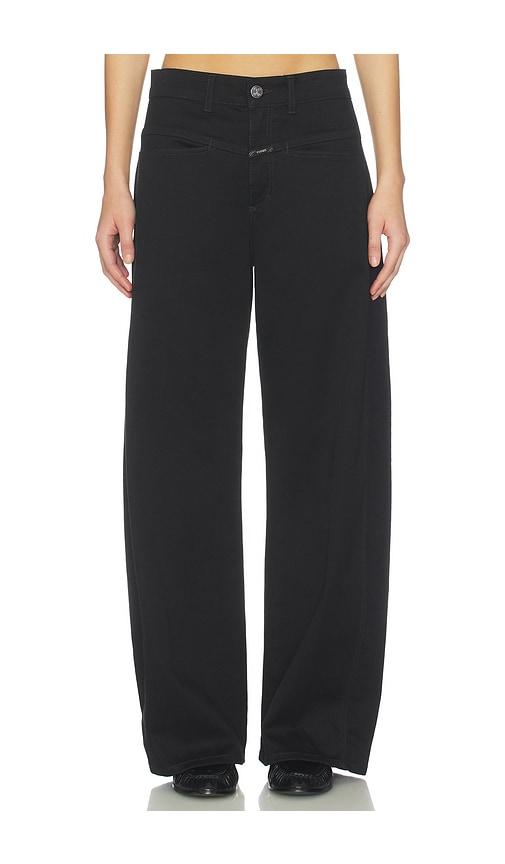 closed tori barrel jeans in black.