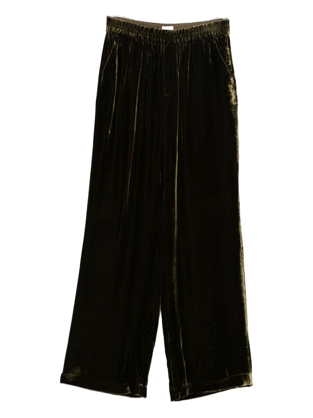 closed velvet trousers