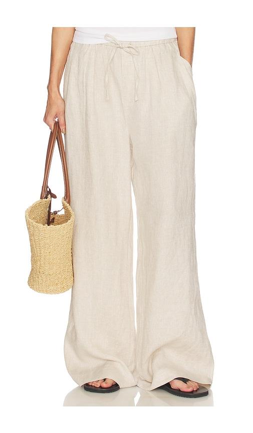 closed wynston pants in beige.