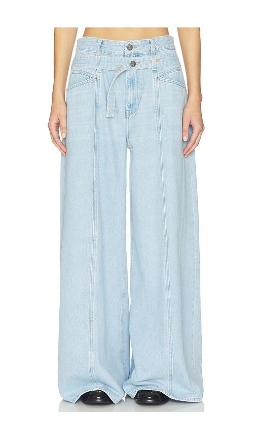 closed zoya wide leg jeans in blue.