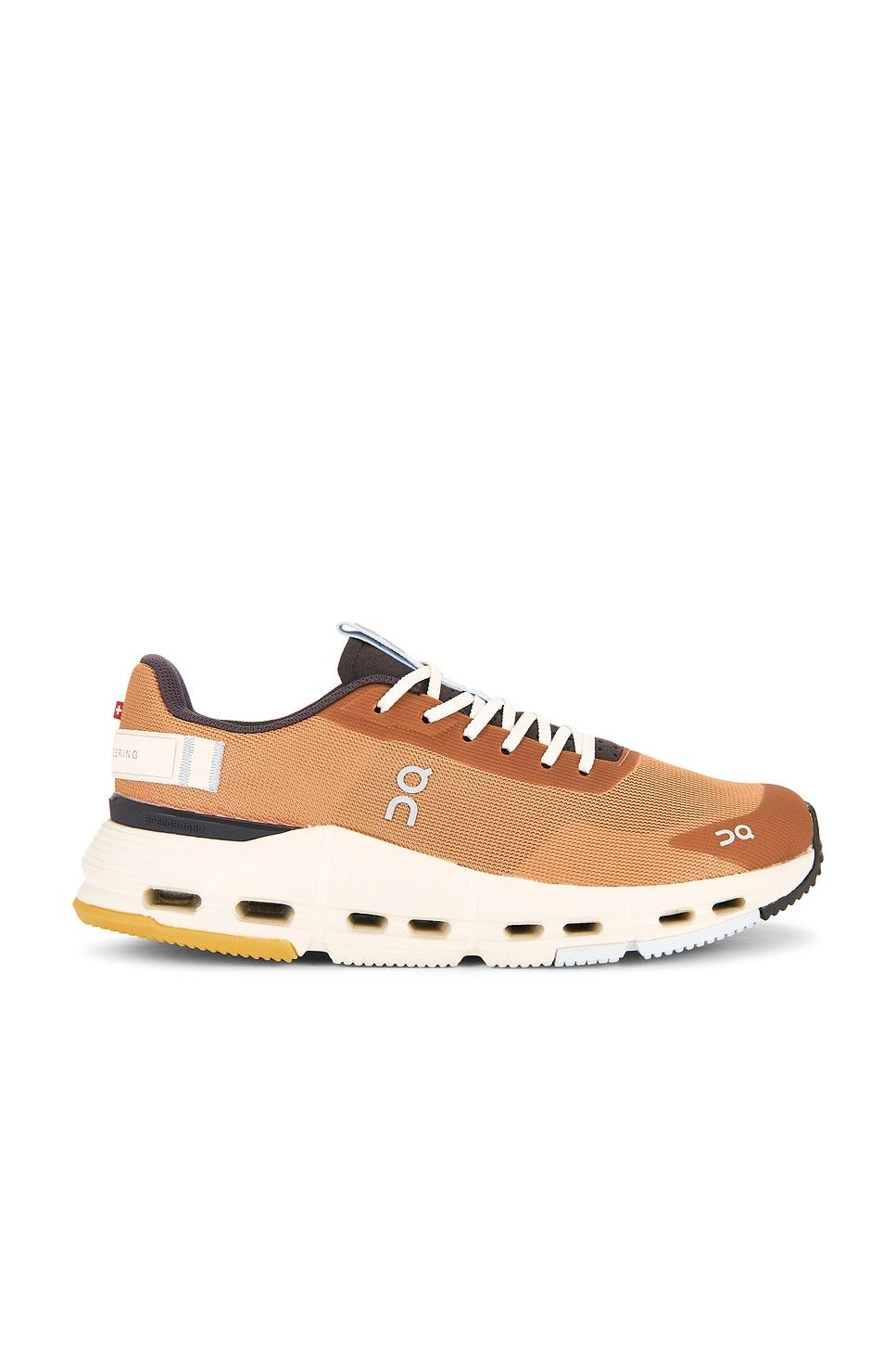 cloudnova form 2 sneaker