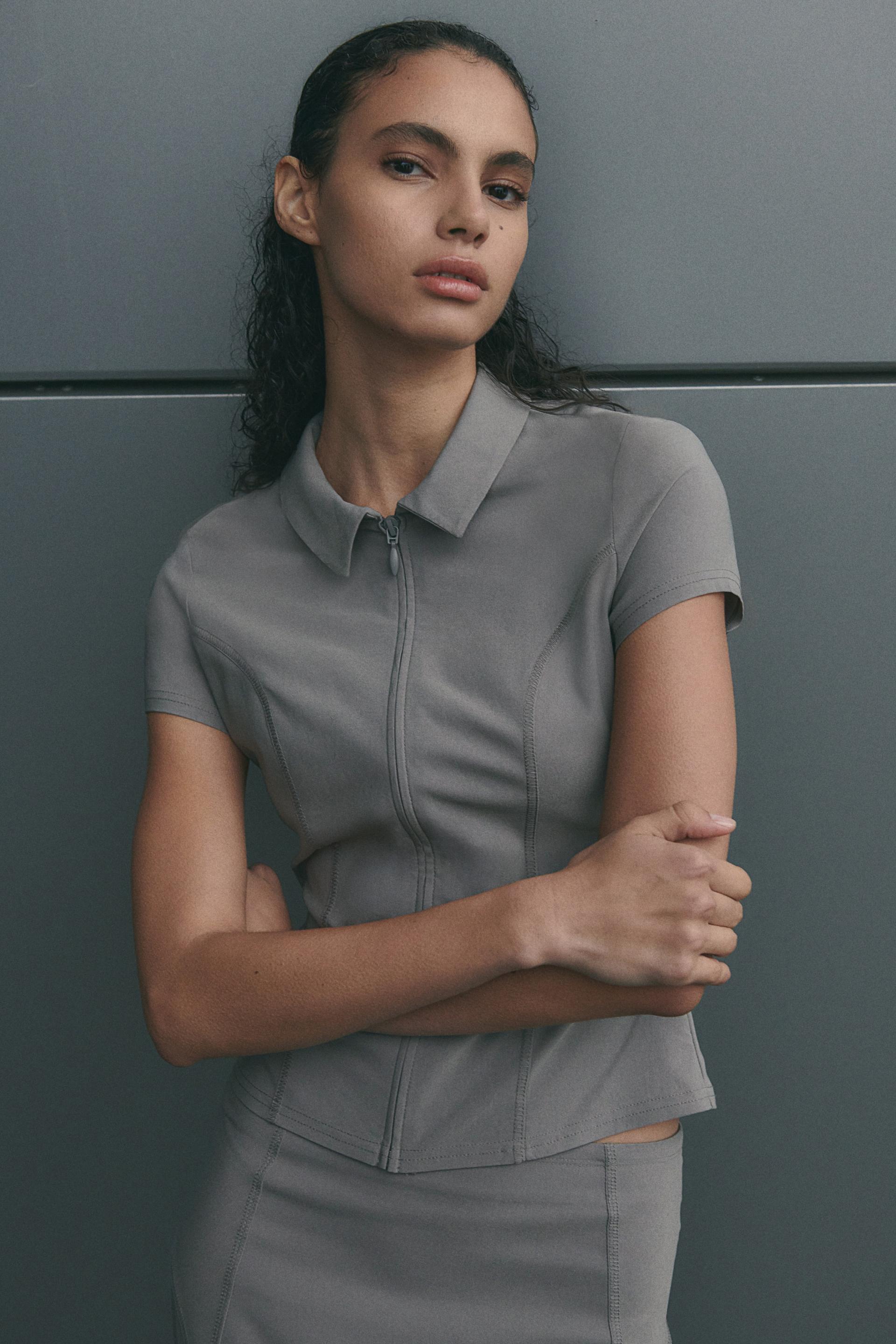 collared zip-through top