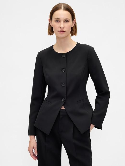 collarless blazer