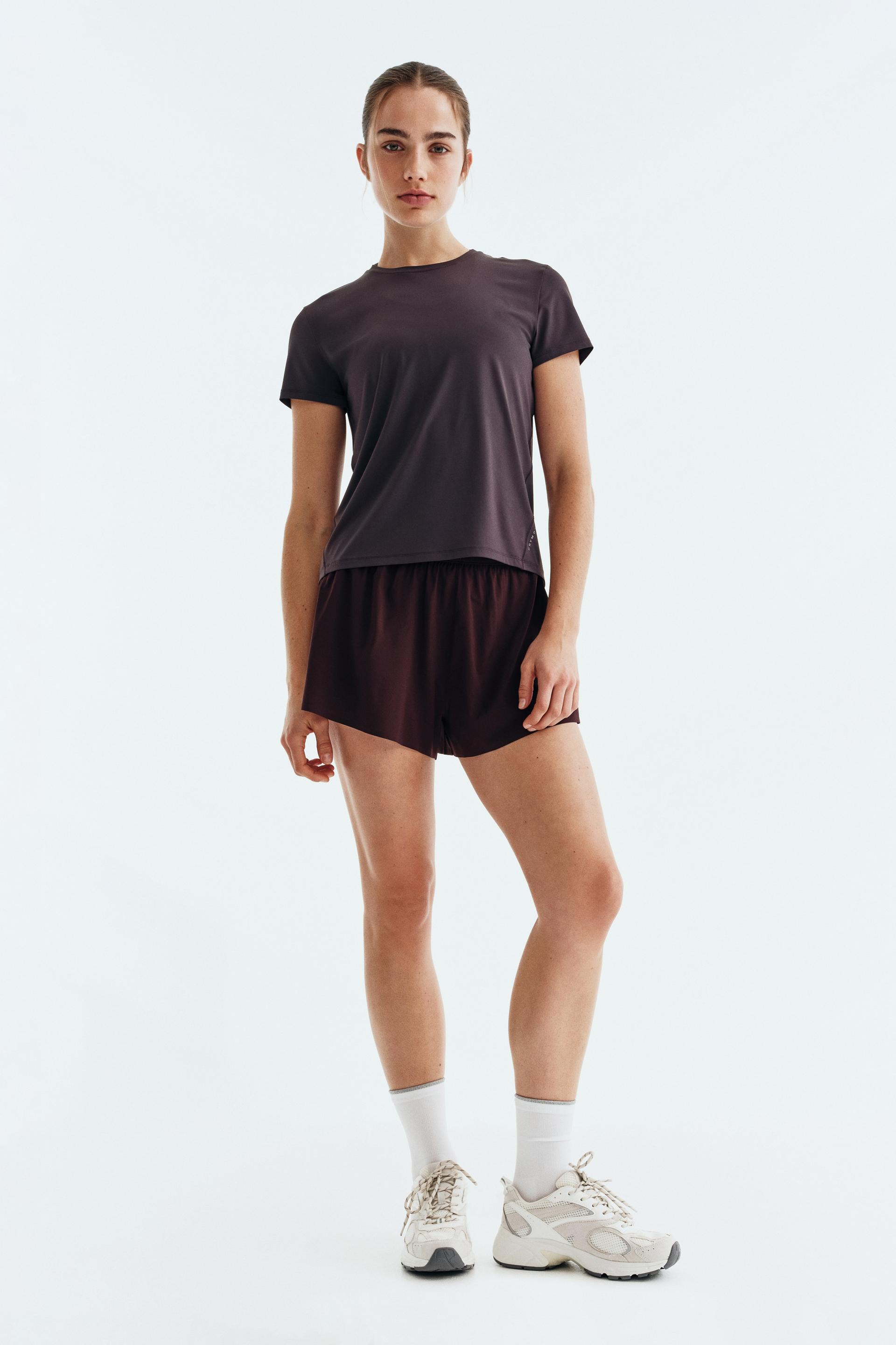 cooling running t-shirt with drymove™