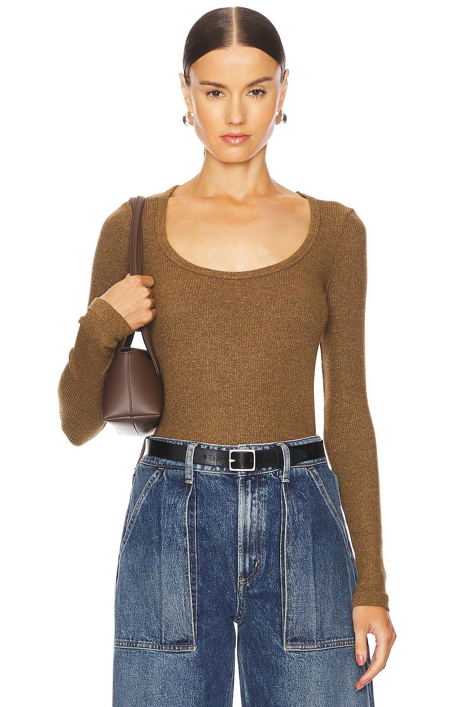 corey scoop neck tee