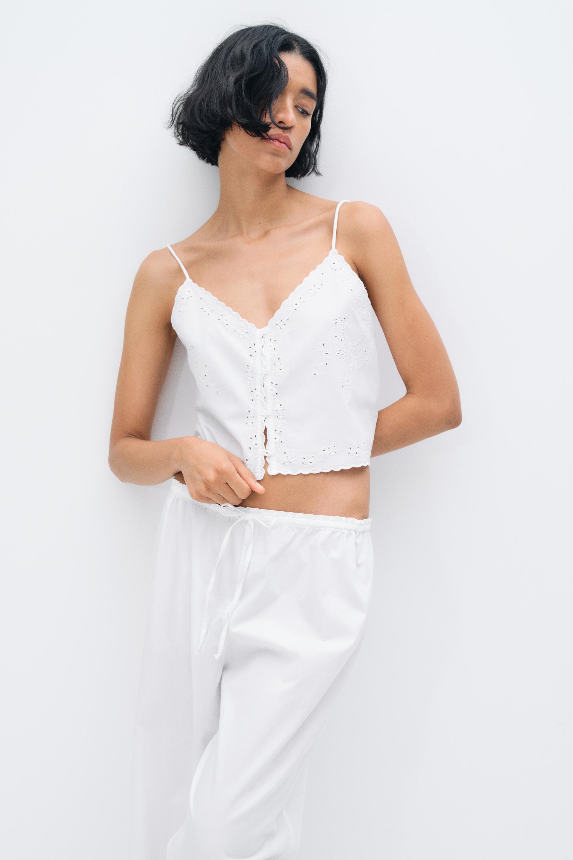 cotton pajamas with eyelet embroidery