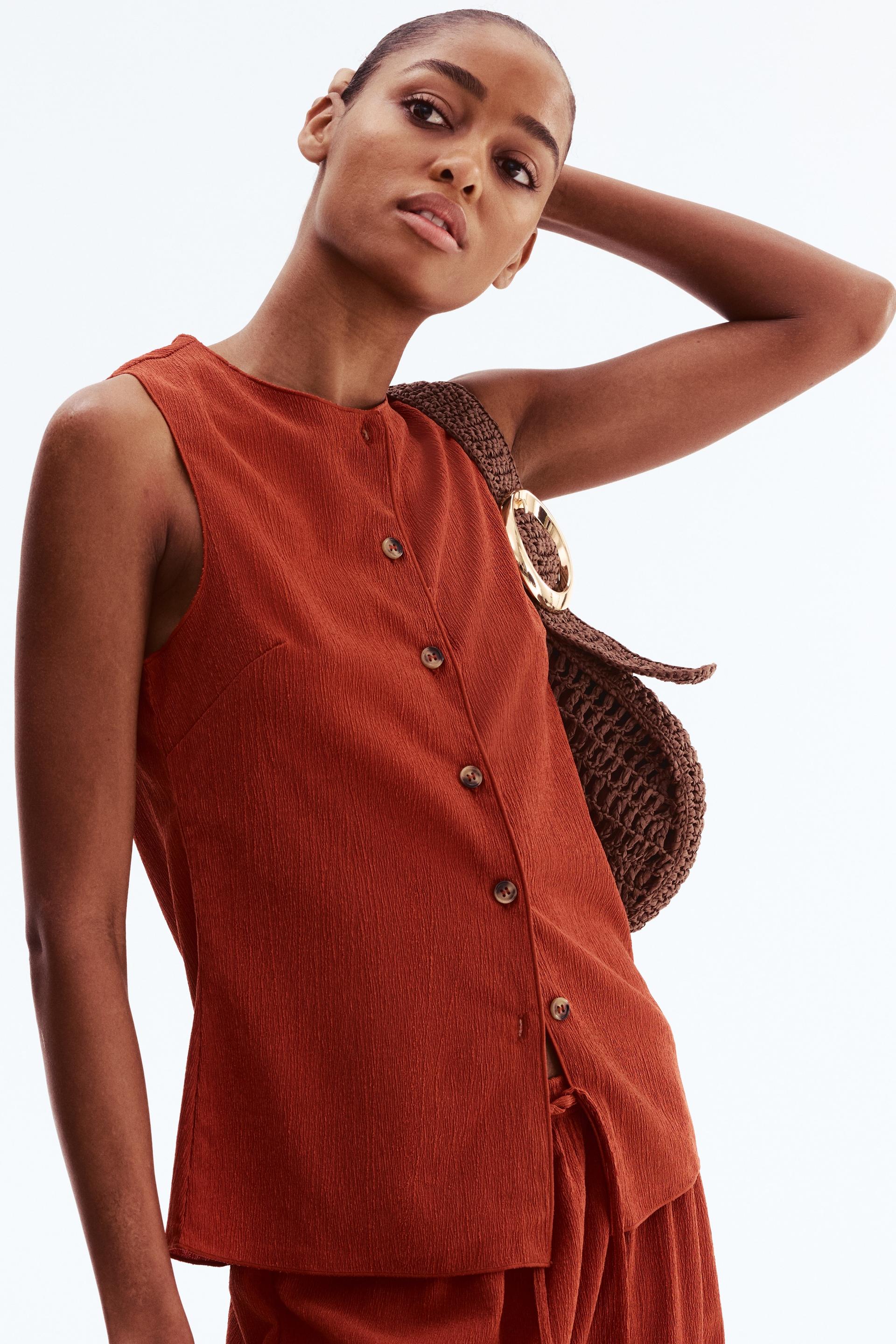crinkled jersey vest