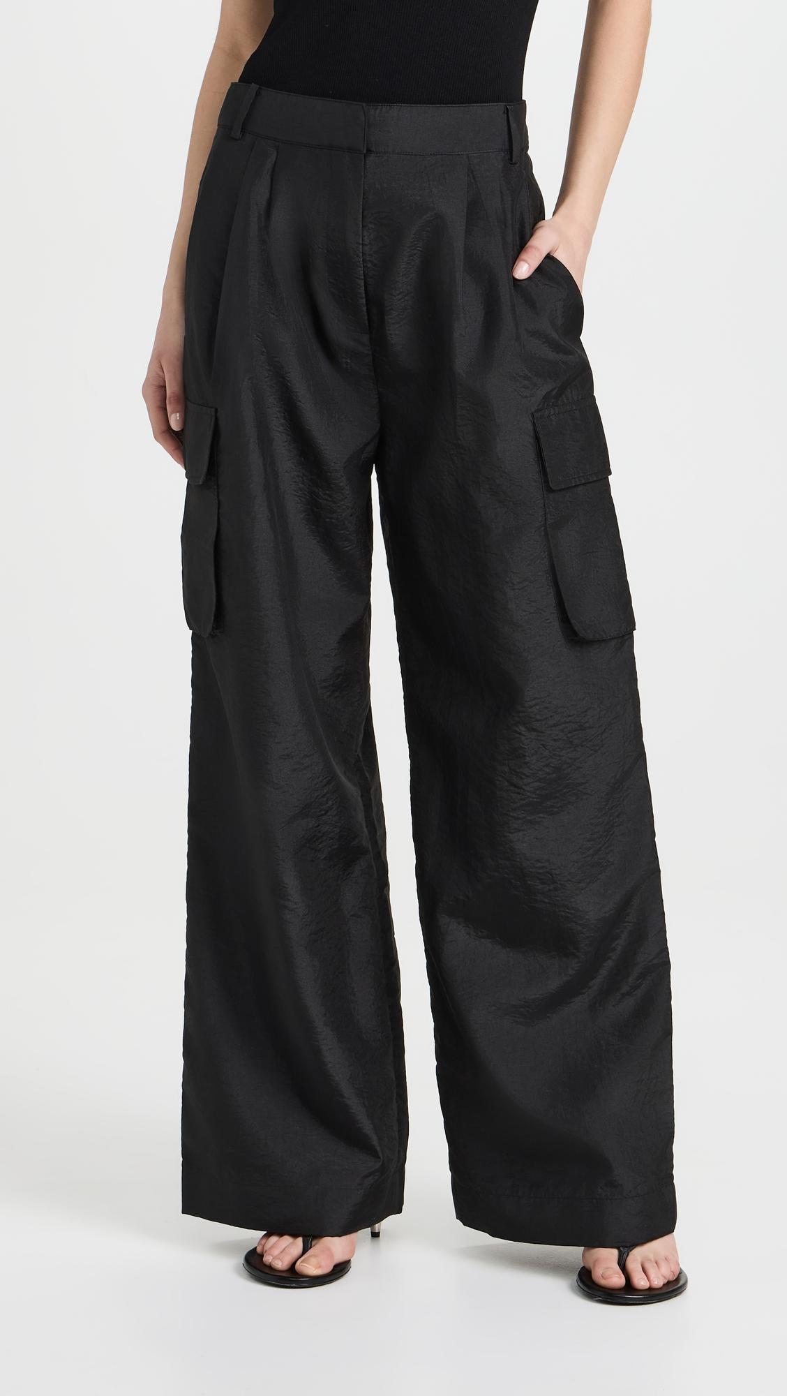 crispy nylon pleated cargo pant