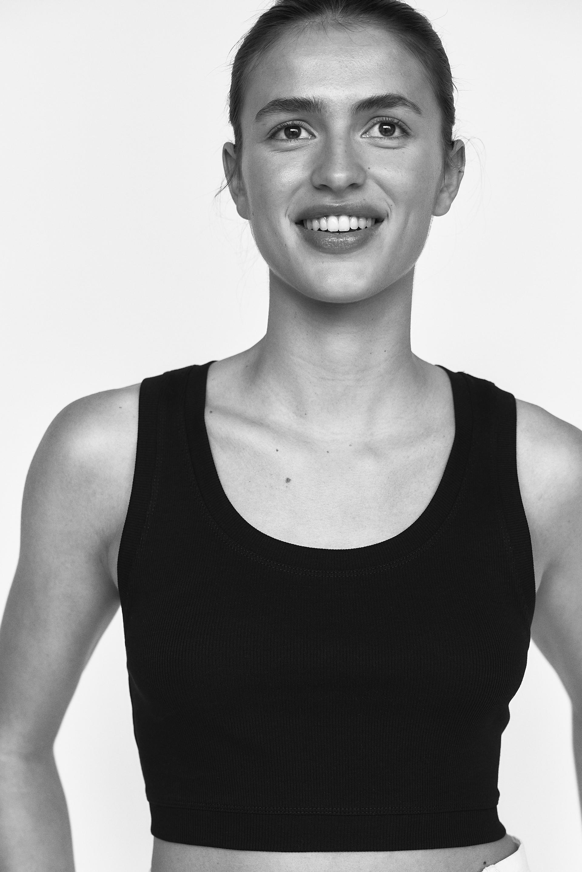 cropped ribbed tank top