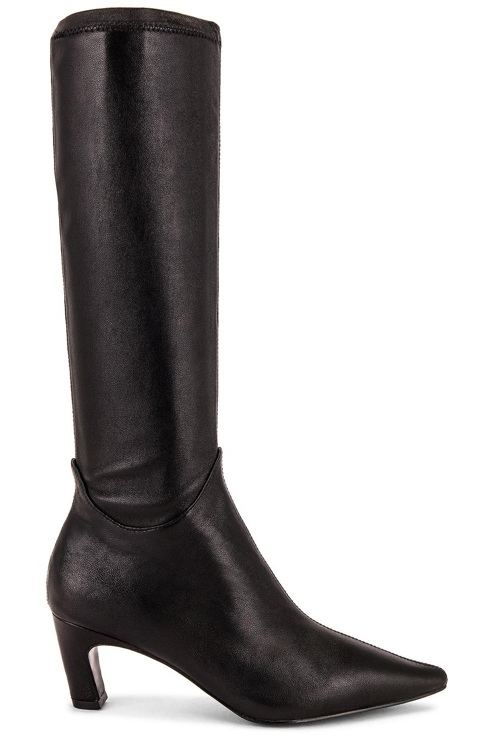 curve boot