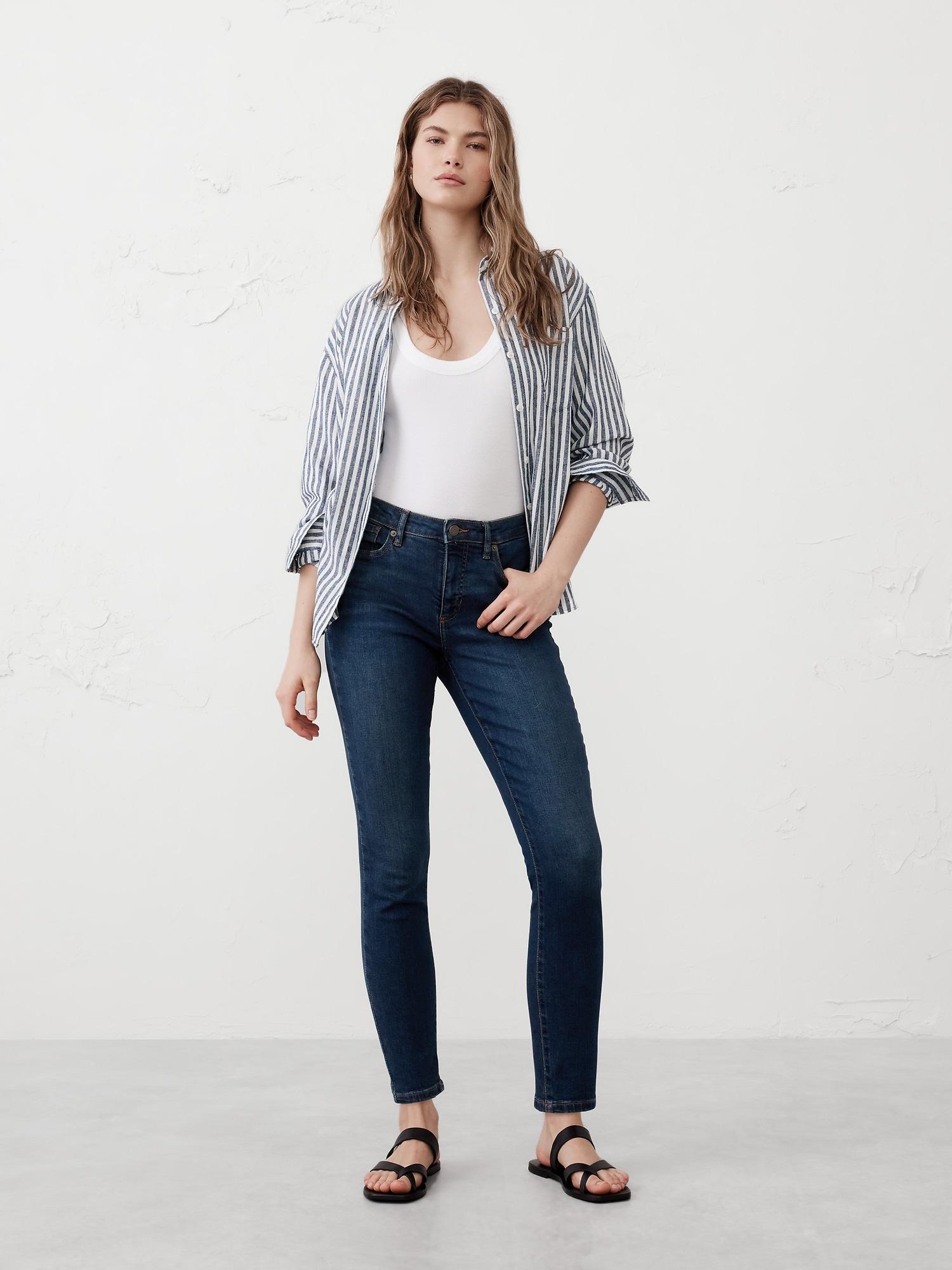 curvy mid-rise skinny jean