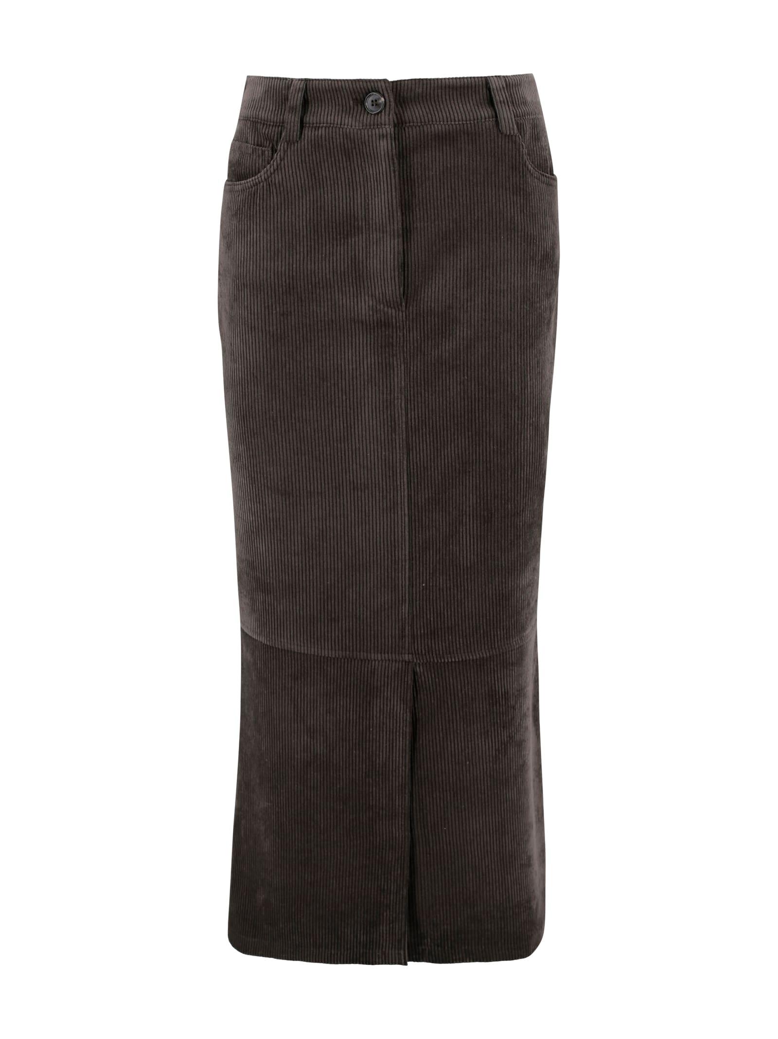 d. exterior long skirt