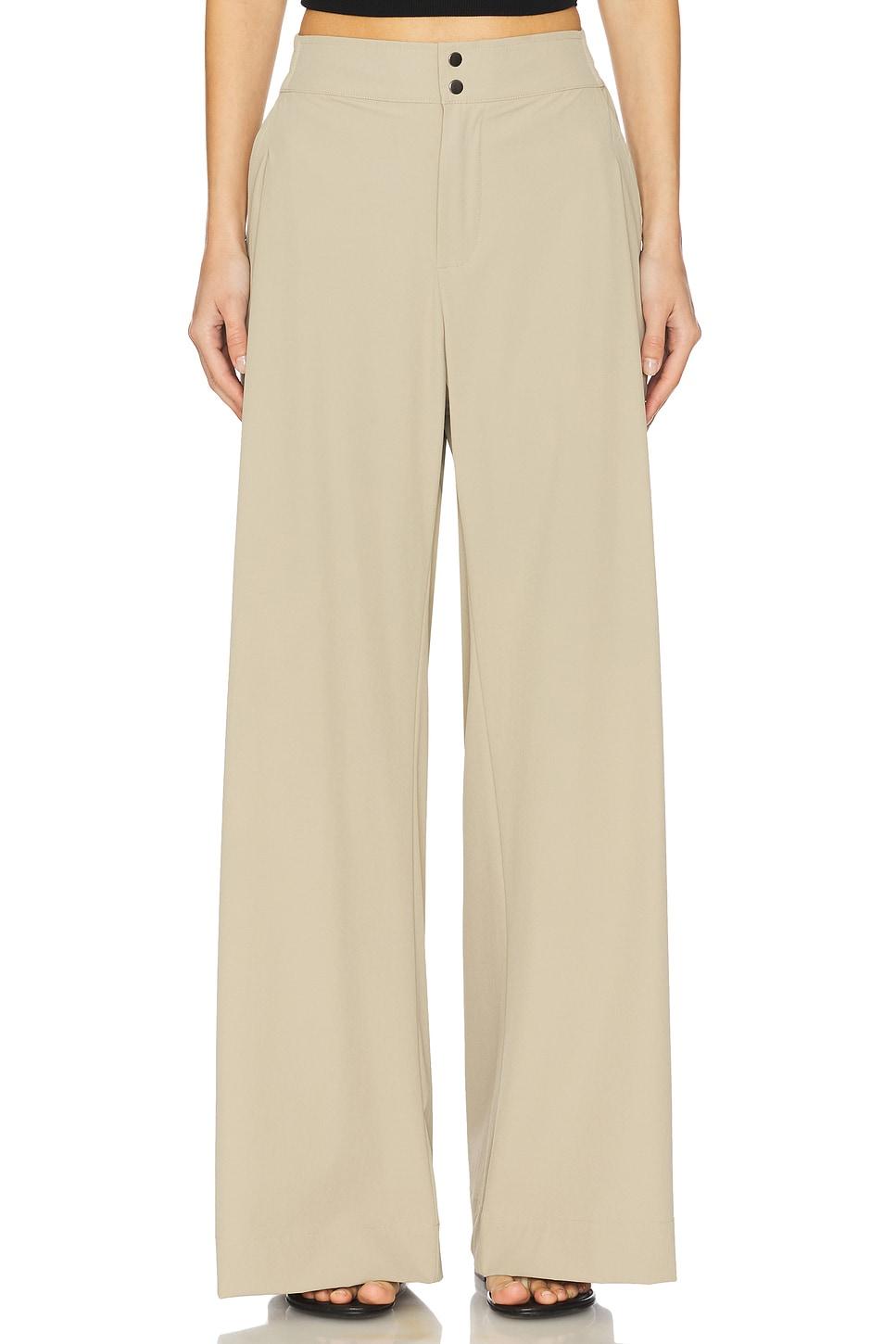 daja pants