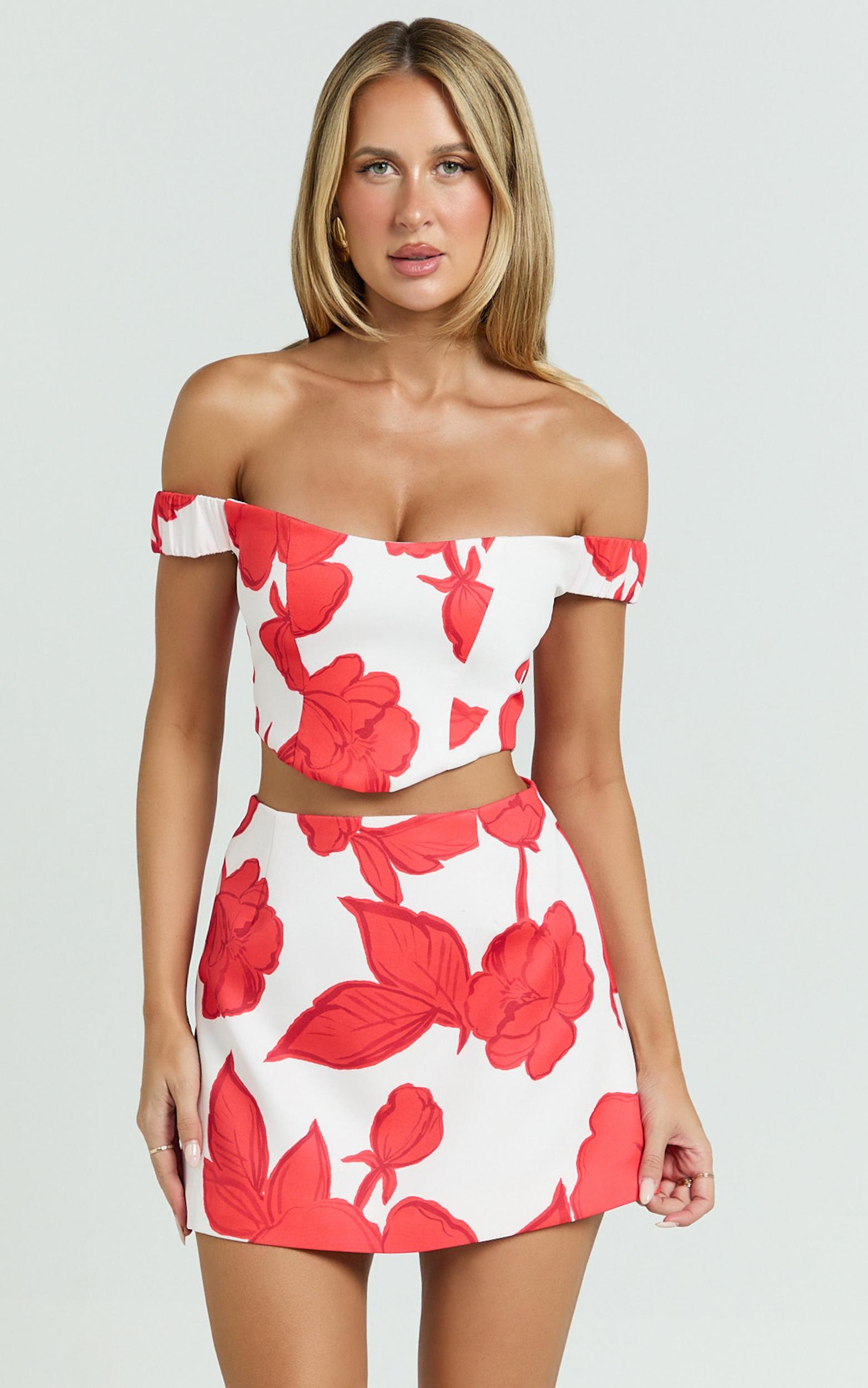 darcy top - off shoulder printed corset top in bouquet di fiori