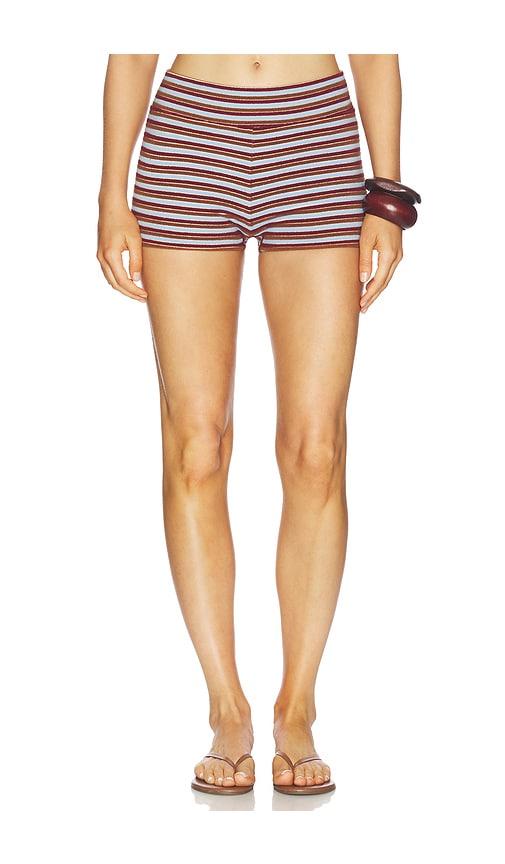 de rococo mendeis shorts in baby blue,burgundy.