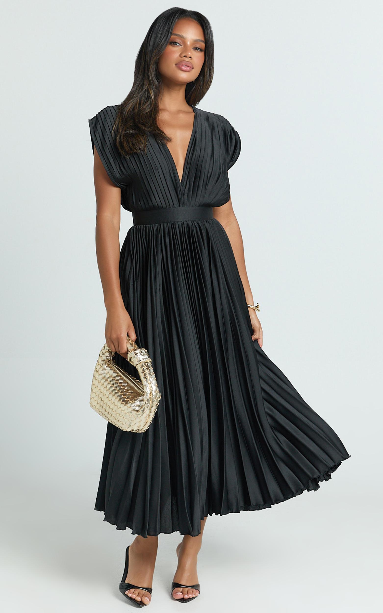 della midi dress - plunge neck short sleeve pleated dress in black