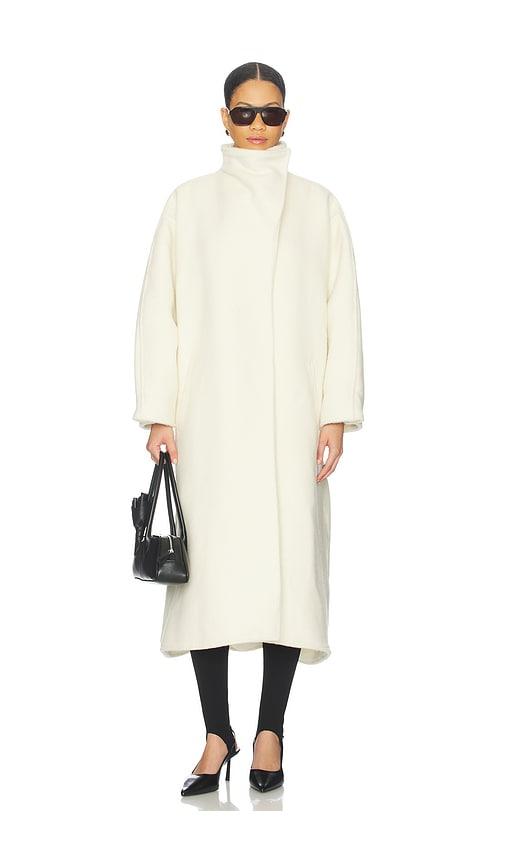 diana milkanova studio mia coat in ivory.