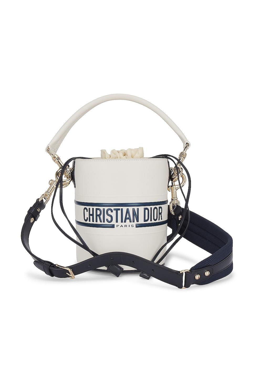 dior vibe bucket bag