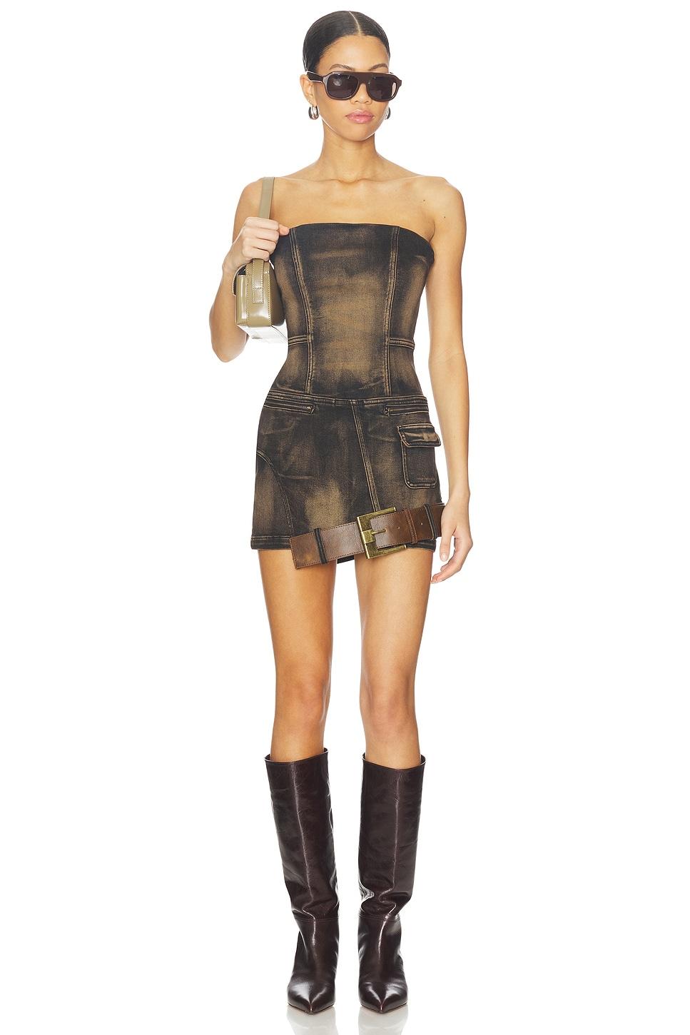 dislocated strapless dress