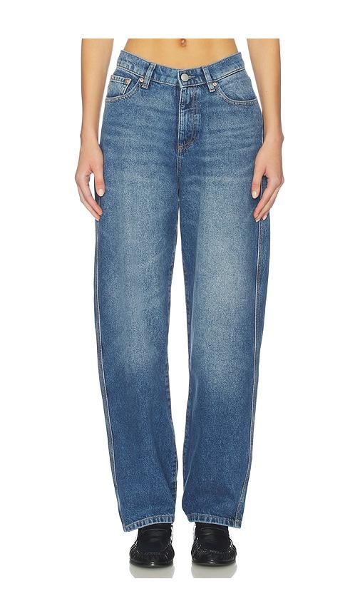 dl1961 kendell contoured tapered straight jeans in blue.