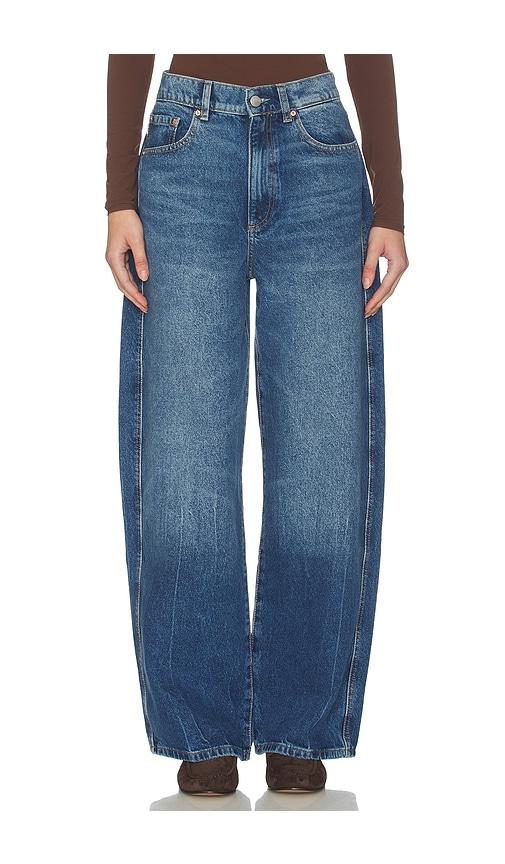 dl1961 taylor high rise relaxed barrel jeans in blue.