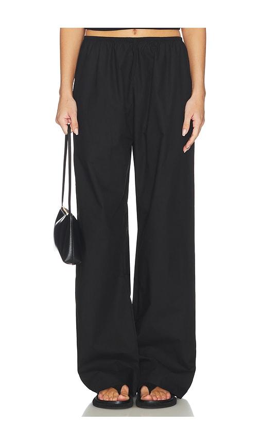 donni. the pop simple pant in black.