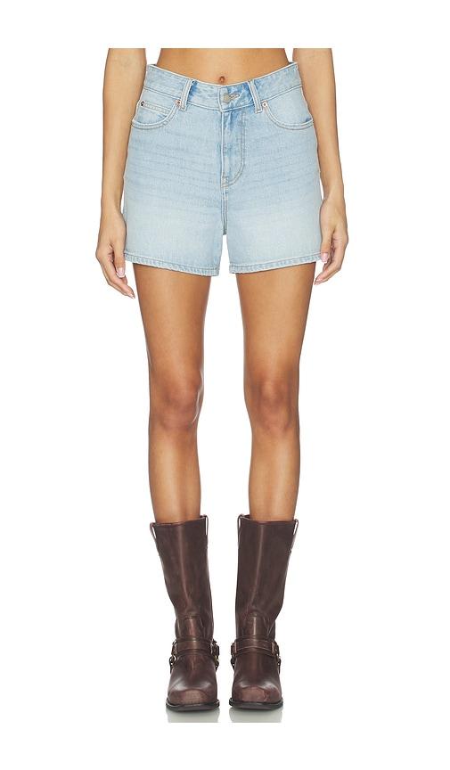 dr. denim nora shorts in blue.