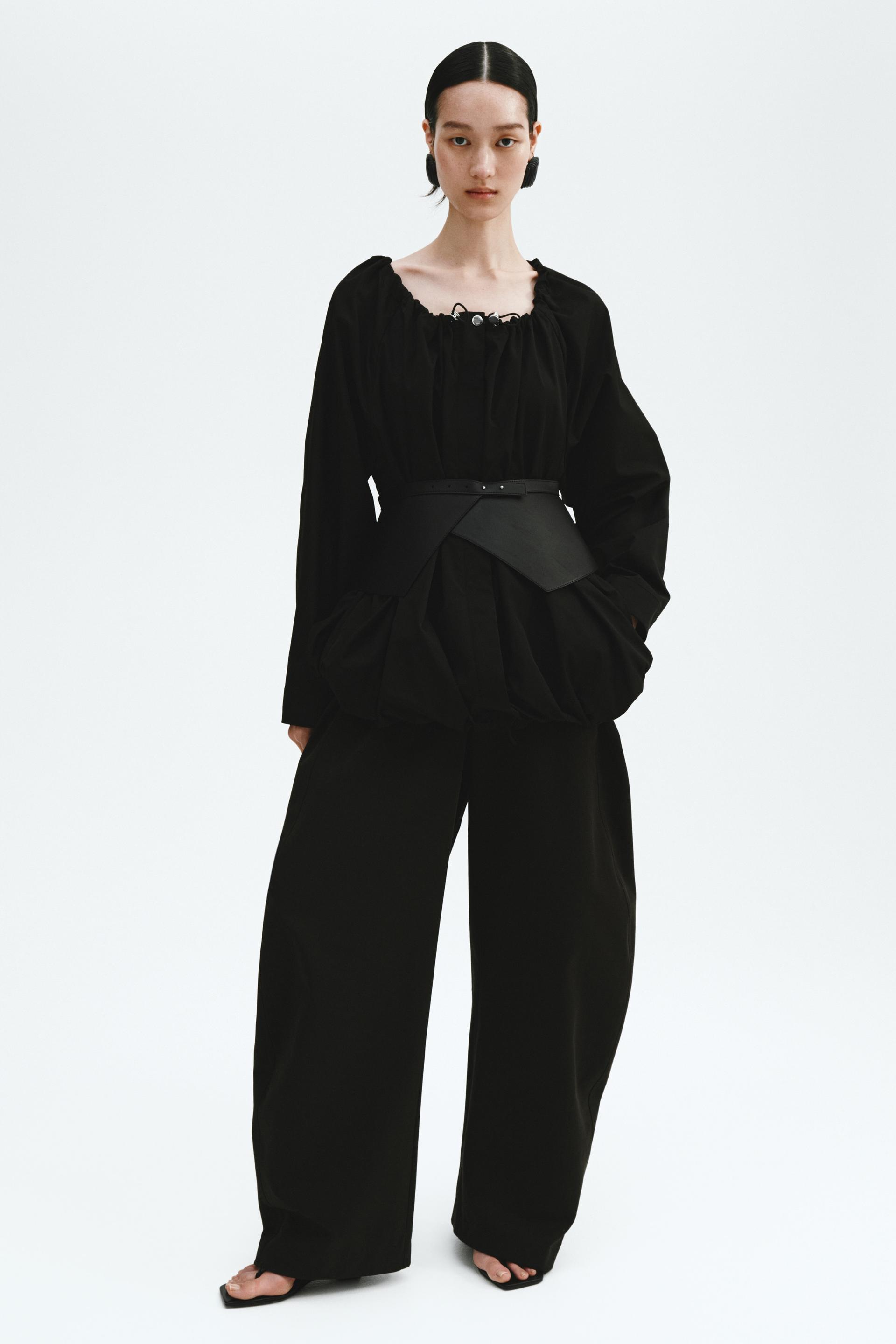 drawstring-detail windbreaker