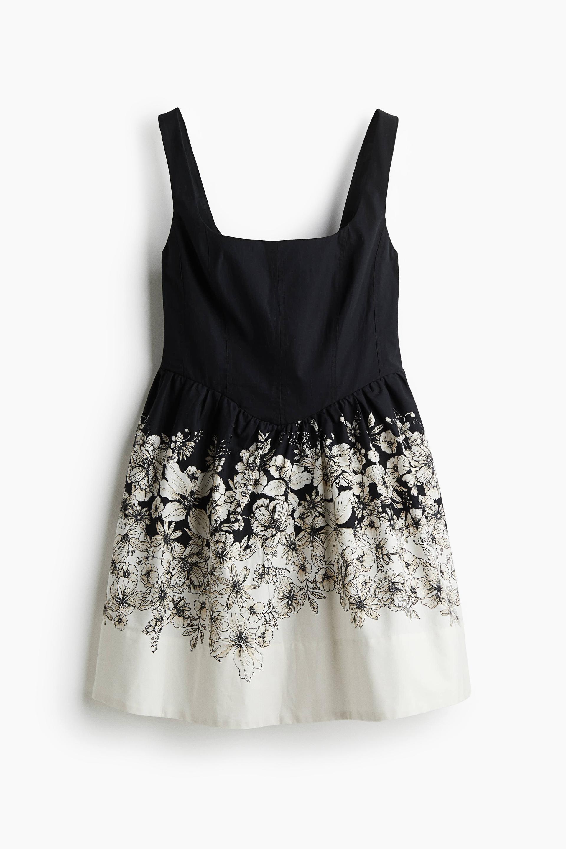 dress with flared skirt