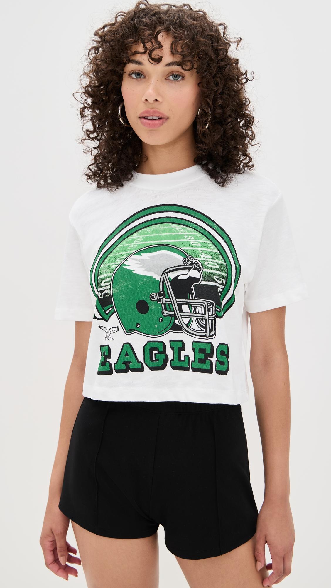 eagles game time mn crop tee