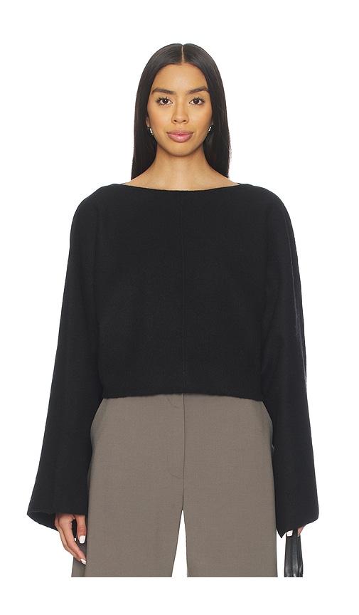 eaves whinnie knit cape in black.