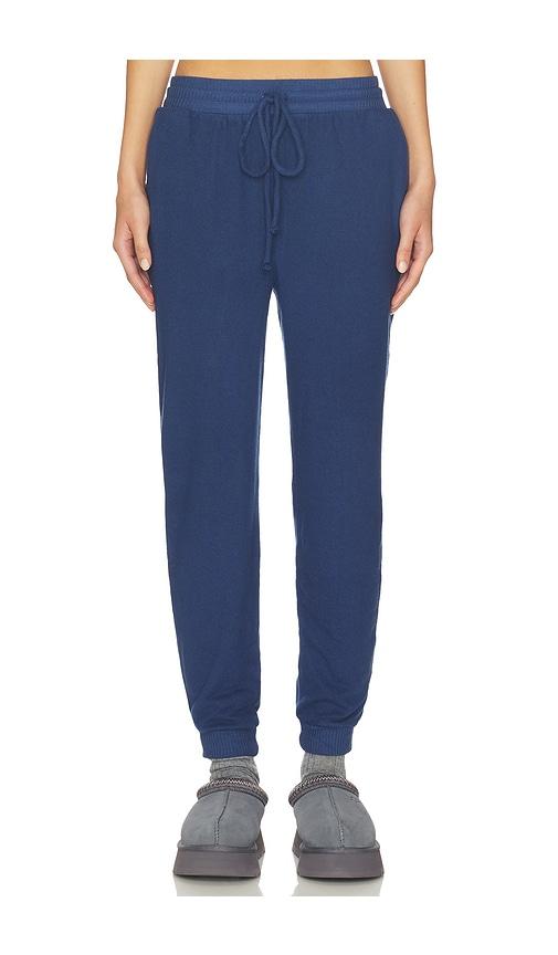 eberjey cozy time jogger in navy.