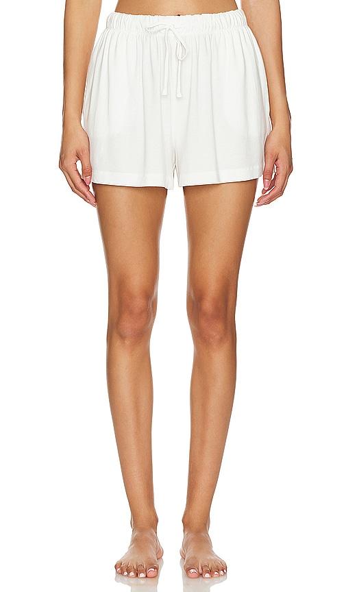 eberjey gisele everyday relaxed short in ivory.
