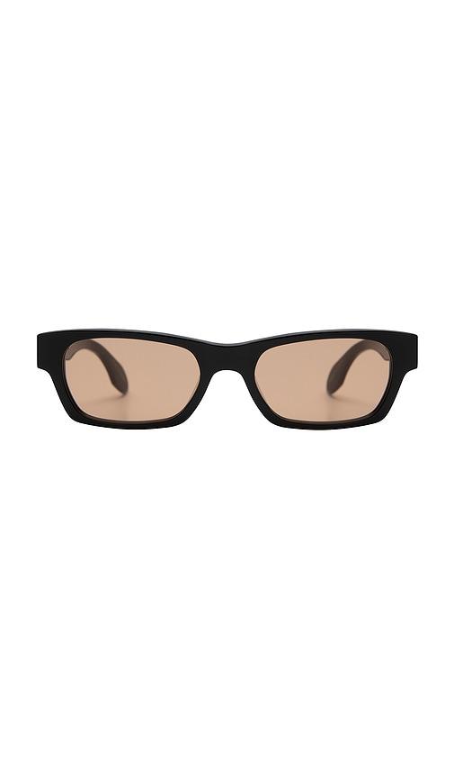 elisa johnson alix sunglasses in black.