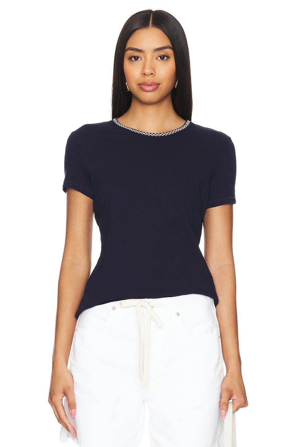 embroidered neck classic tee