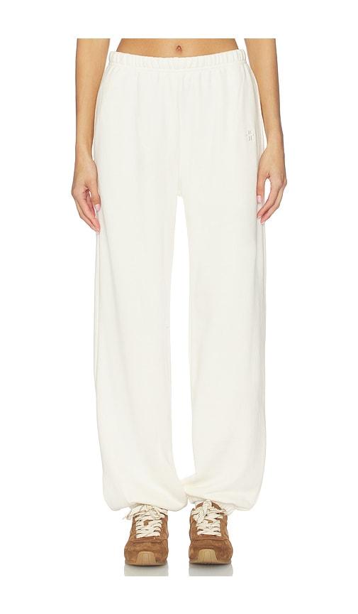 eterne boyfriend pocket sweatpant in cream.