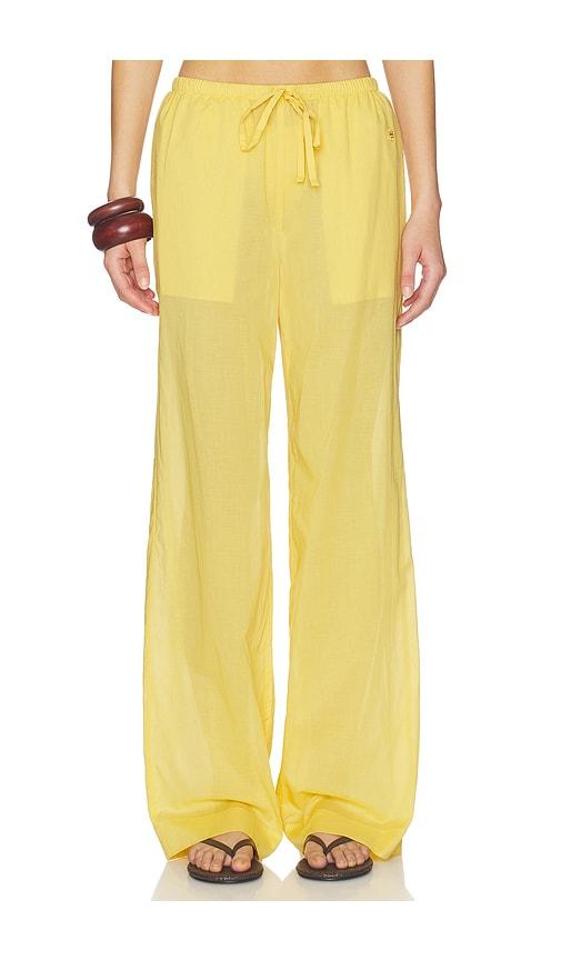 eterne cotton brody pant in yellow.
