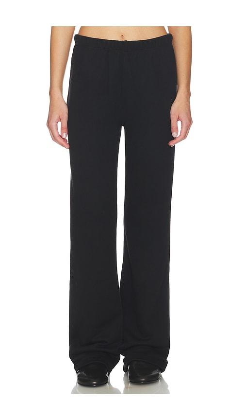 eterne straight leg sweatpant in black.