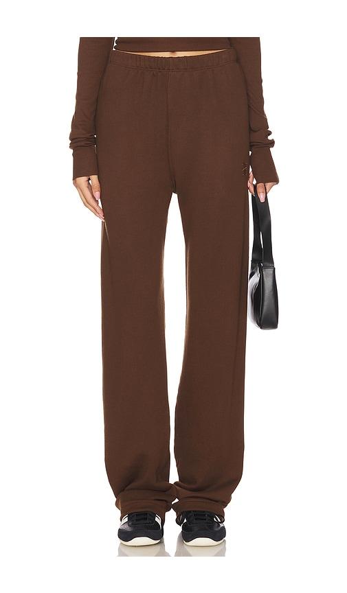 eterne straight leg sweatpant in chocolate.