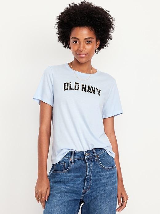 everywear logo graphic t-shirt