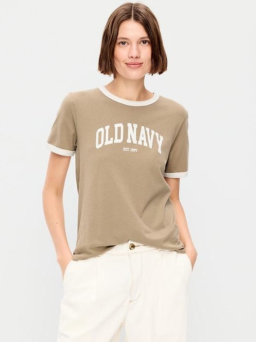 everywear logo graphic t-shirt