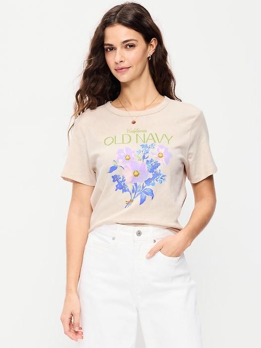 everywear logo graphic t-shirt