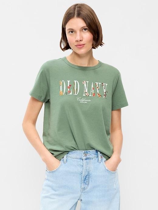 everywear logo graphic t-shirt