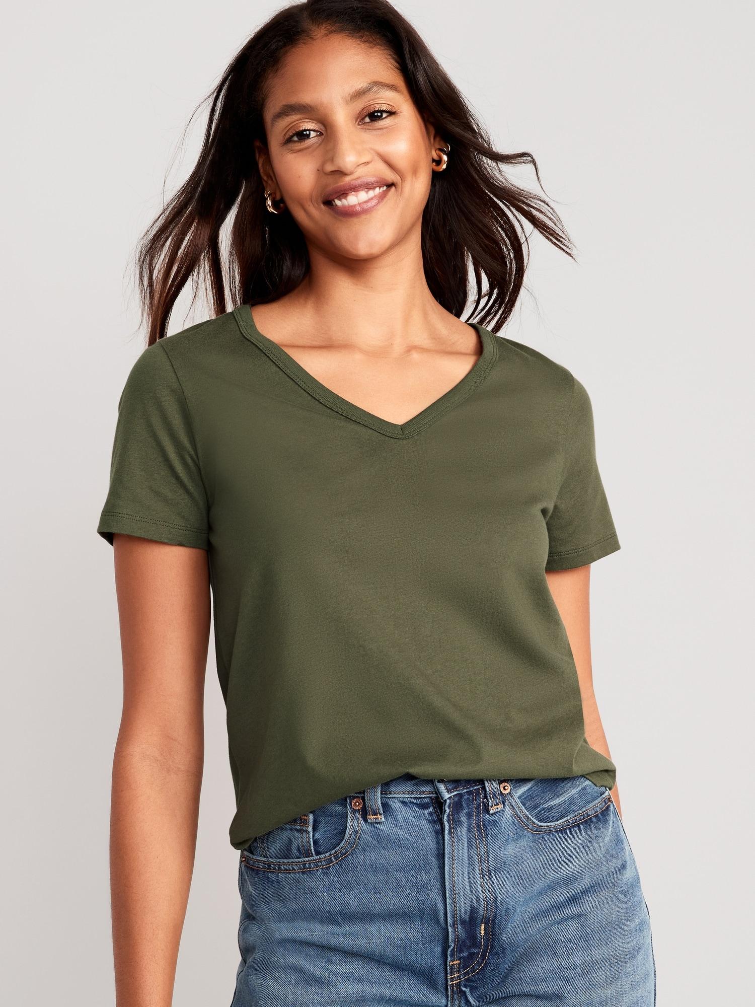 everywear v-neck t-shirt